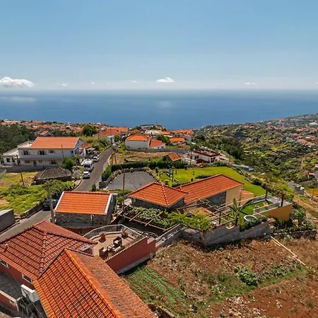 Casa Do Cavalo Das Florencas By An Island Apart Calheta (Madeira)